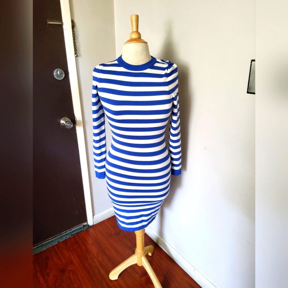 MILLY, WOMANS BLUE/ WHITE  STRIPED LONG SLEEVE KNIT DRESS SIZE S